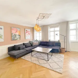 Apartment Large Apartment With 4 Bedrooms In Copenhagen, Copenhagen